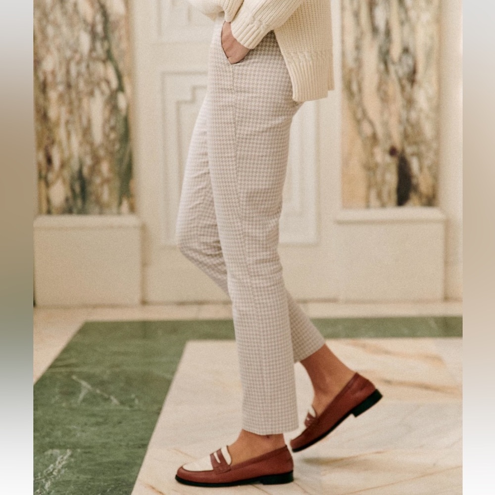 Sézane 34 clara trousers tailored to 32, houndstooth beige